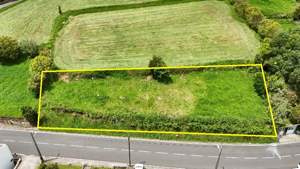 Terreno Urbanizável com Vista Mar - Pedreira do Nordeste, Ilha de São Miguel - Image 2