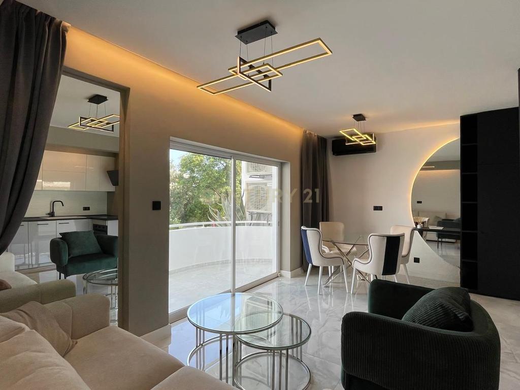 T2+1 em Vilamoura | Totalmente Renovado (2025) | Luxo e Piscina a Minutos da Marina - Image 10