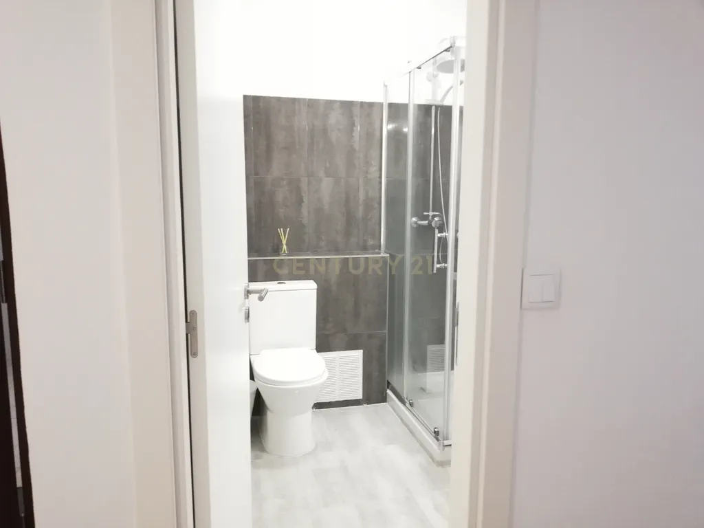 Apartamento T2 em Paço de Arcos para arrendar - Reservado - Image 5