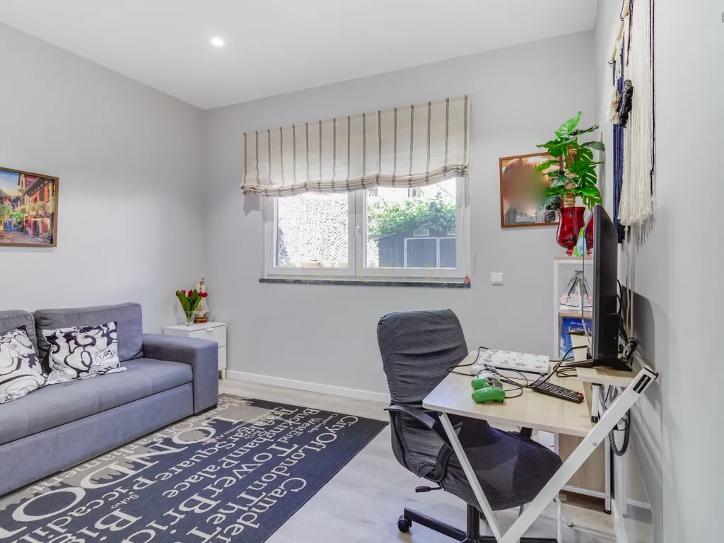 Moradia T3 Térrea Isolada com Zona Gourmet, Garagem e Carregamento Elétrico – Alcabideche - Image 12