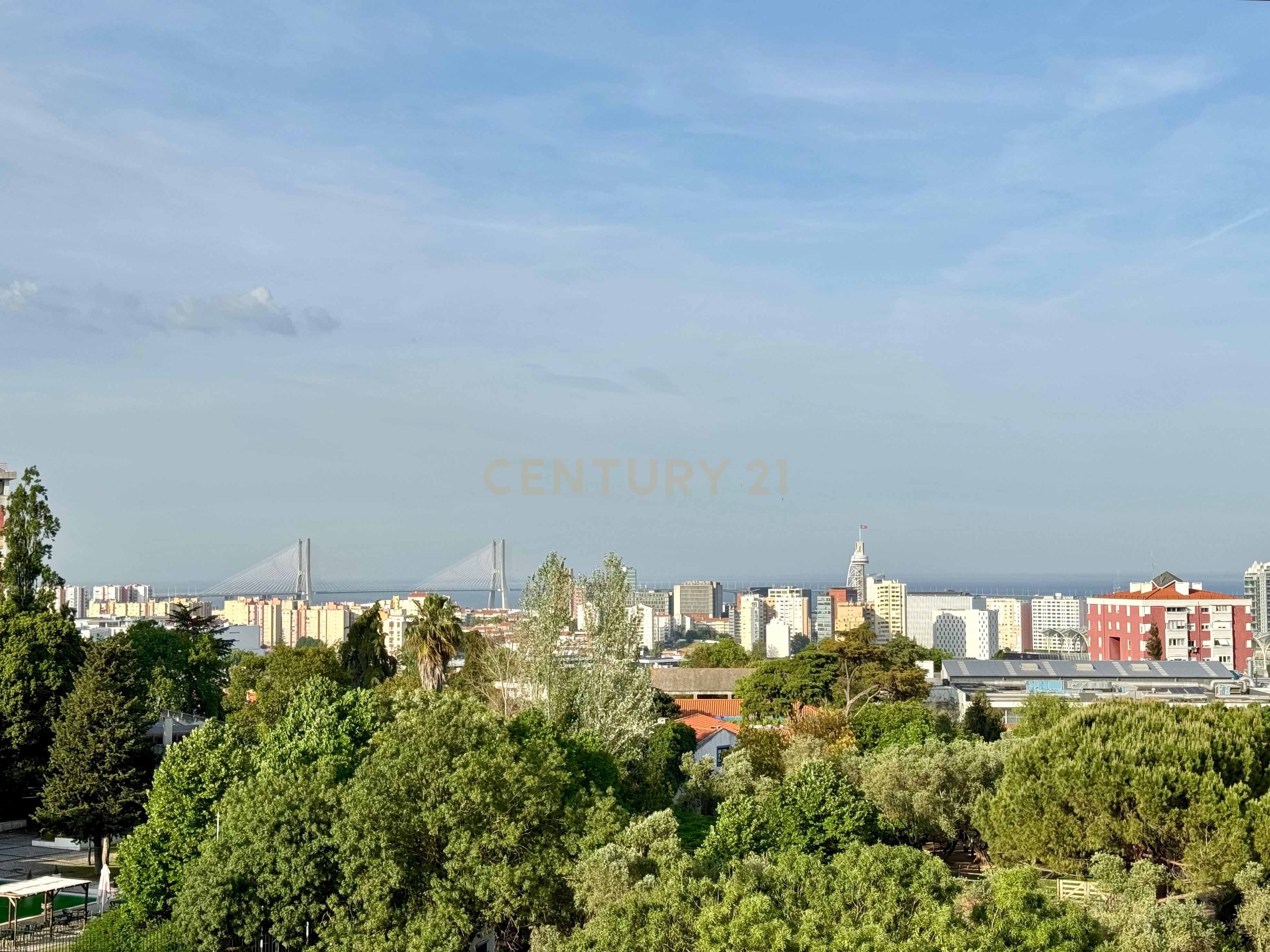 Fotografia 6 de T3 nos Olivais com estacionamento e vista de sonho - Edifício Spacio Shopping