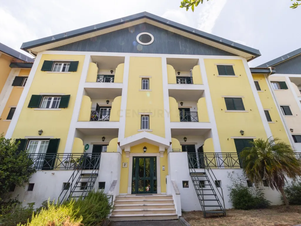 Apartamento T3 em condomínio fechado com piscina na Beloura - Image 33