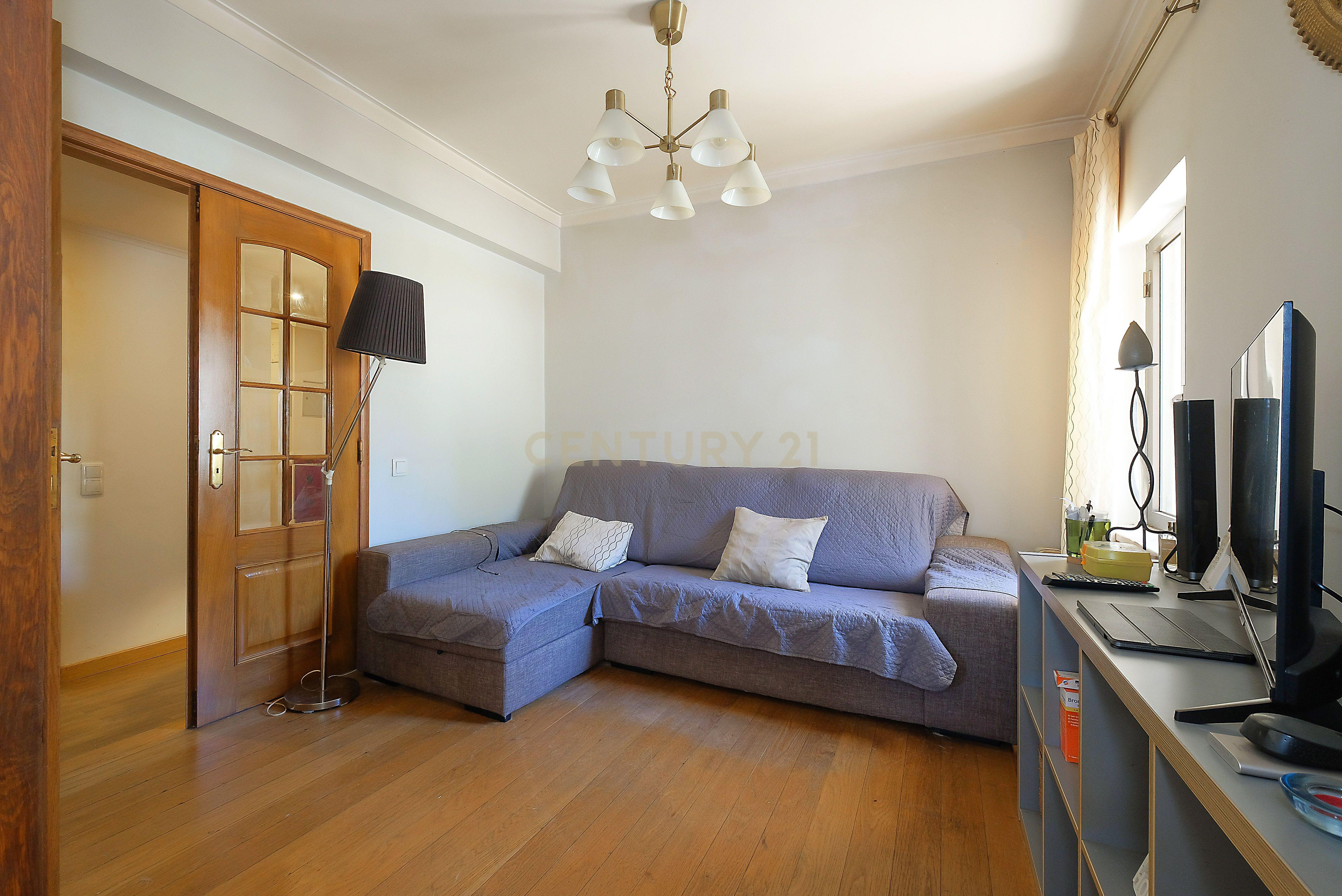 Fotografia 9 de Apartamento T3  remodelado no Pragal