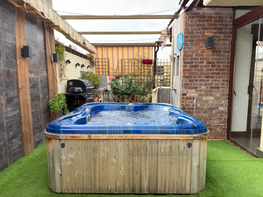 Apartamento T3 com Vista Panorâmica - Image 29