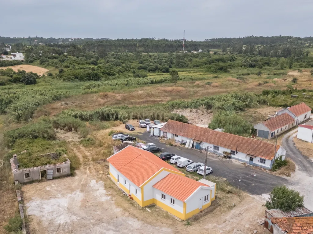 Moradia para Reabilitar com Projeto Aprovado em Óbidos - Image 15