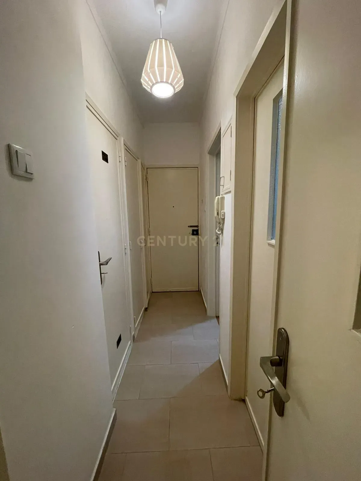Apartamento T1 pronto a habitar na Falagueira, Amadora - Image 4