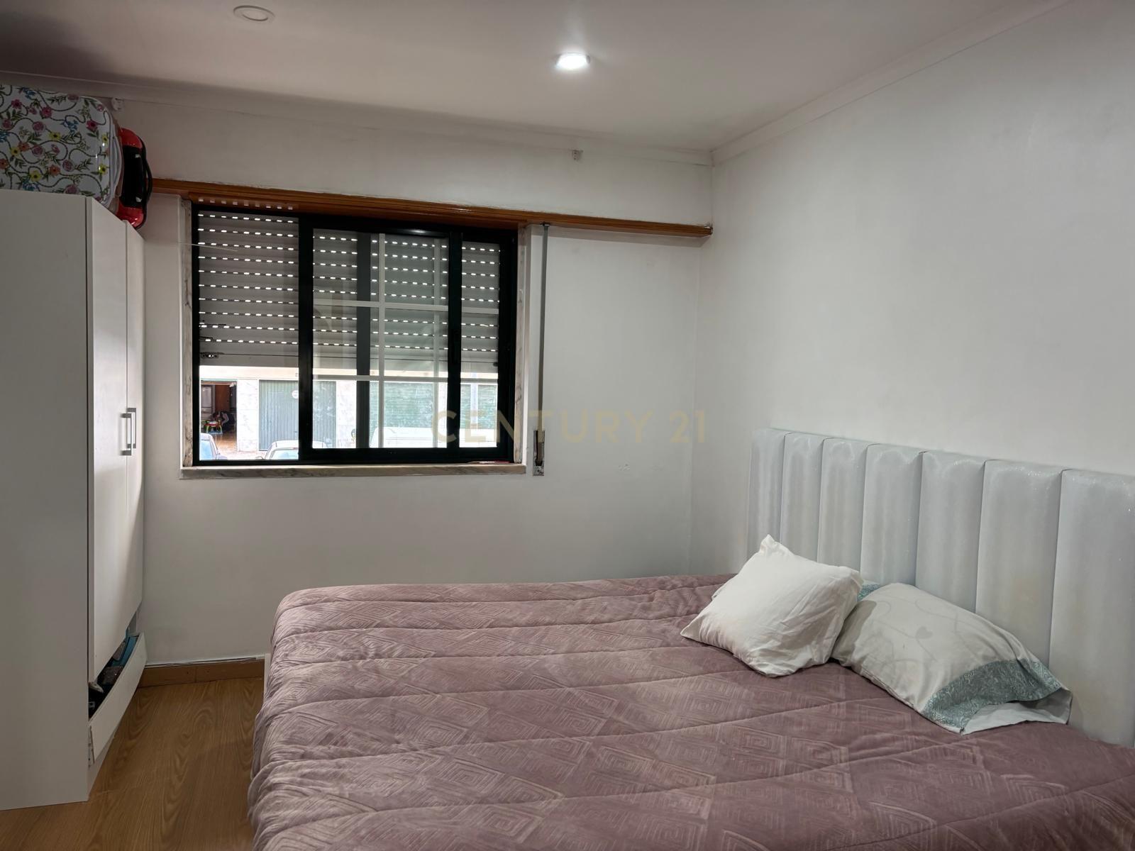 Apartamento T2 em Massamá Norte  - Image 4
