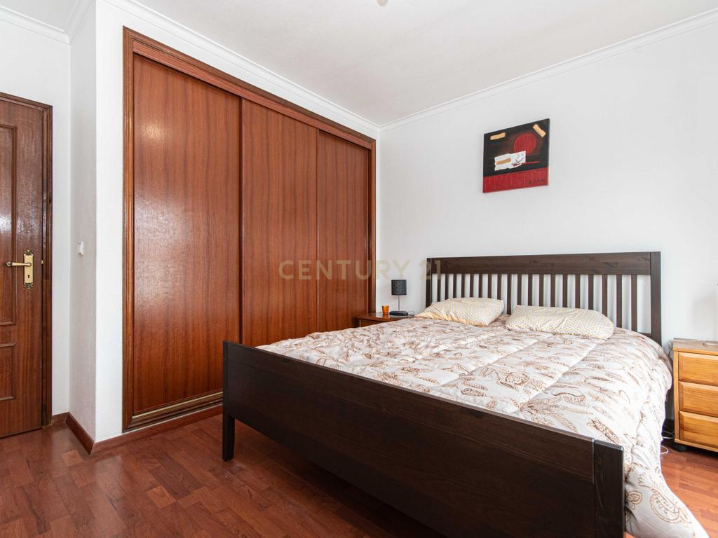 •	Moradia T2 na Venda do Pinheiro | A 20 min da Praia e 30 min de Lisboa - Image 18