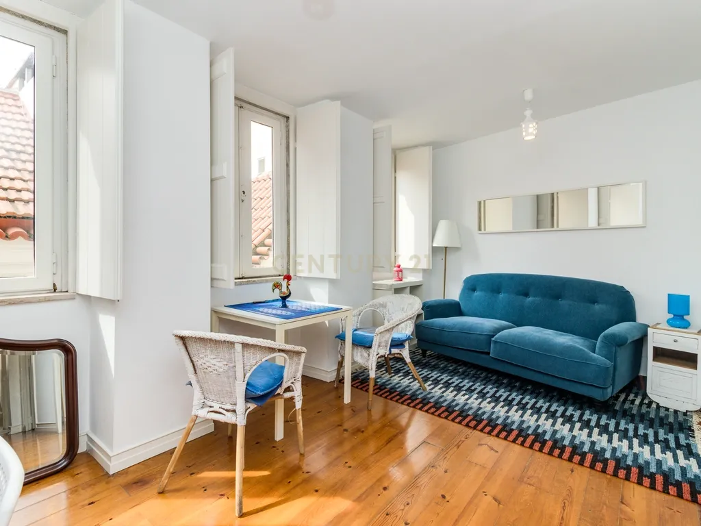 Apartamento T1 em Alfama para arrendamento - Image 1