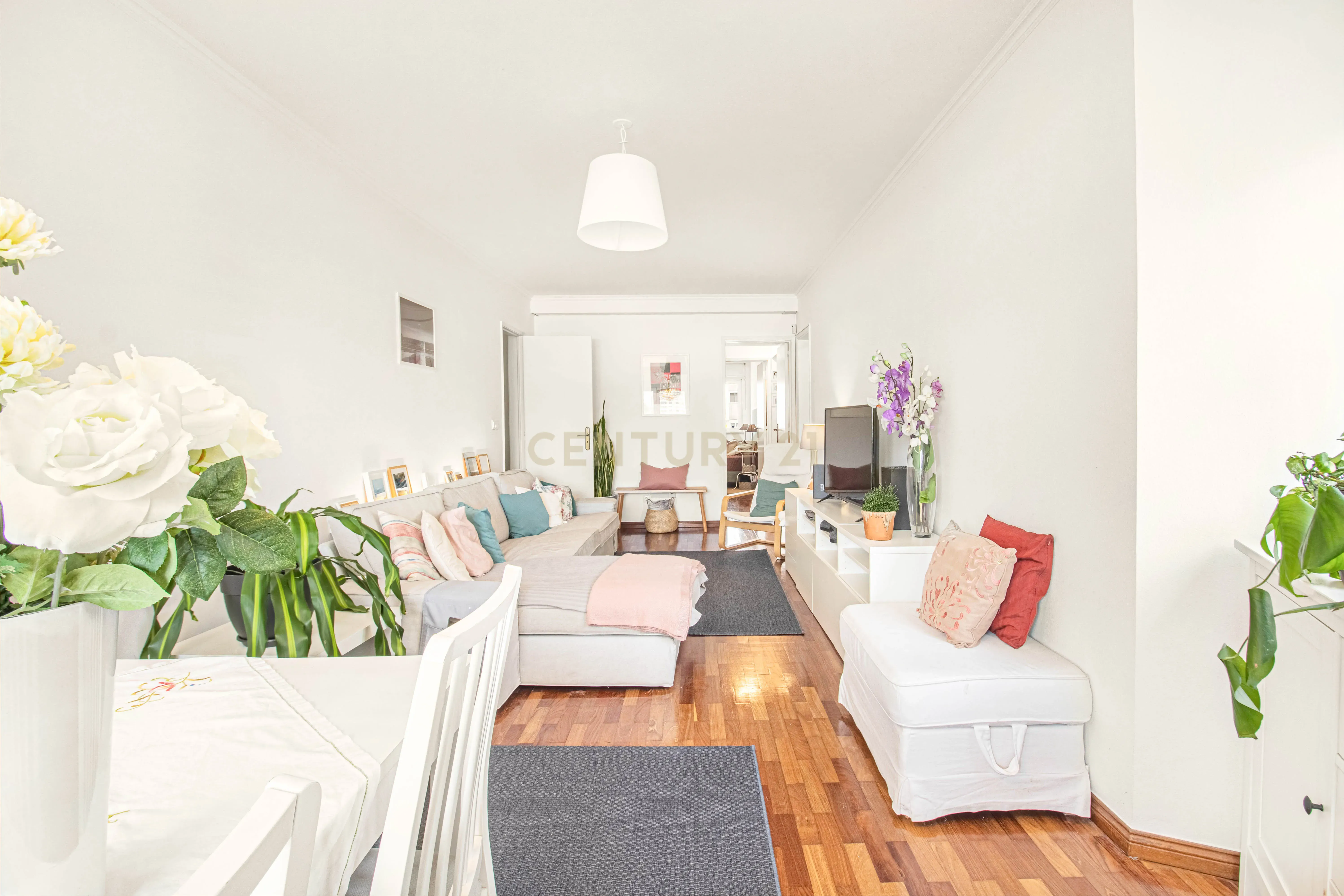 Apartamento T3 com Garagem - Ameixoeira - Image 7