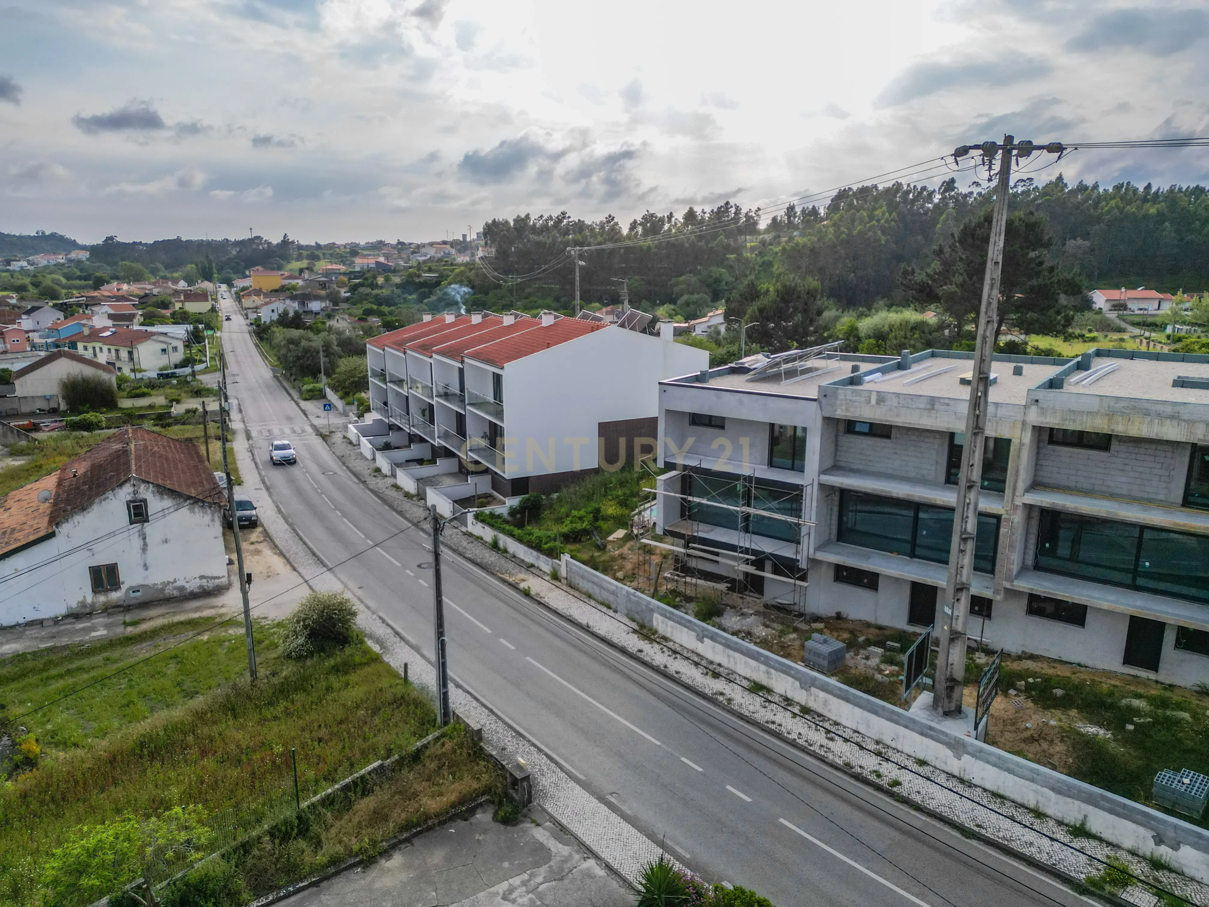 Moradia T3 com painéis fotovoltaicos Caceira- Figueira da Foz - Image 9