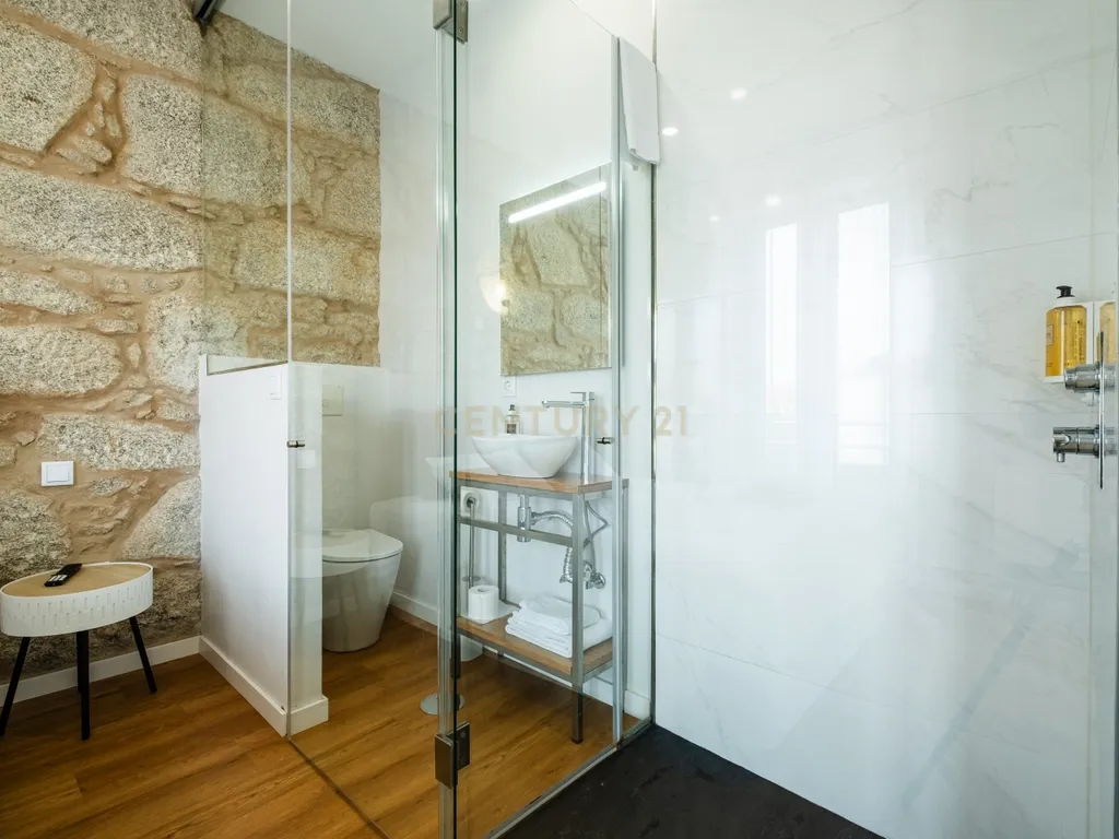 Prédio de Alojamento Local – Porto - Image 15