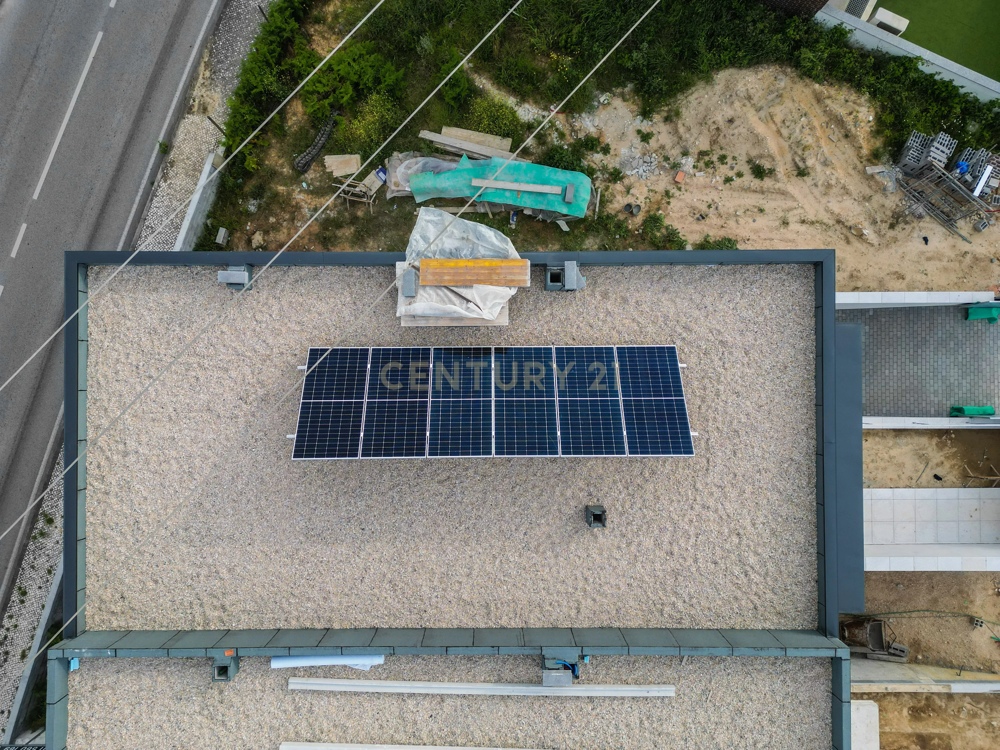Moradia T3 com painéis fotovoltaicos Caceira- Figueira da Foz - Image 11