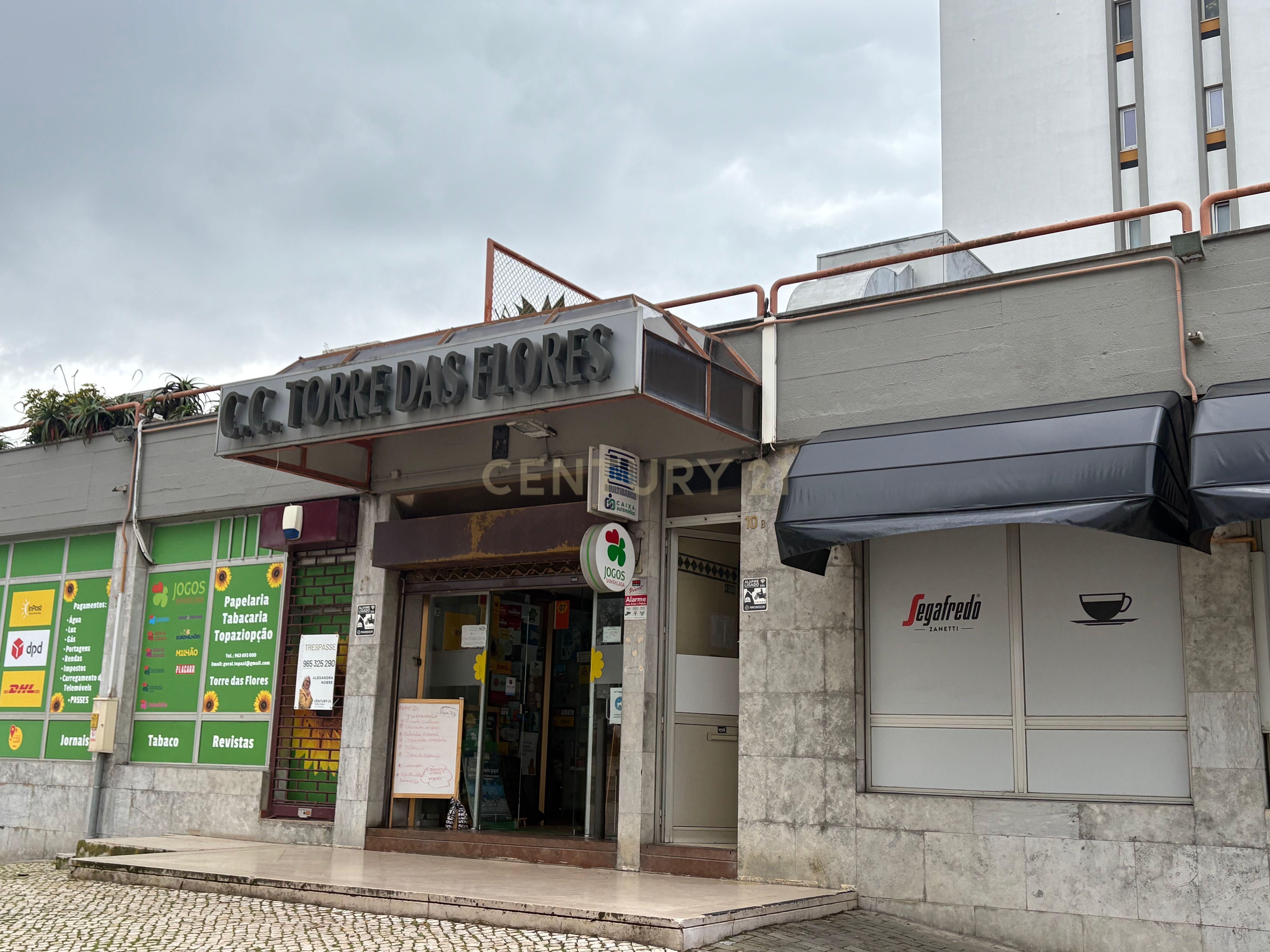 📍 Loja Remodelada no Centro Comercial Torre das Flores – Linda-a-Velha / Algés - Image 11