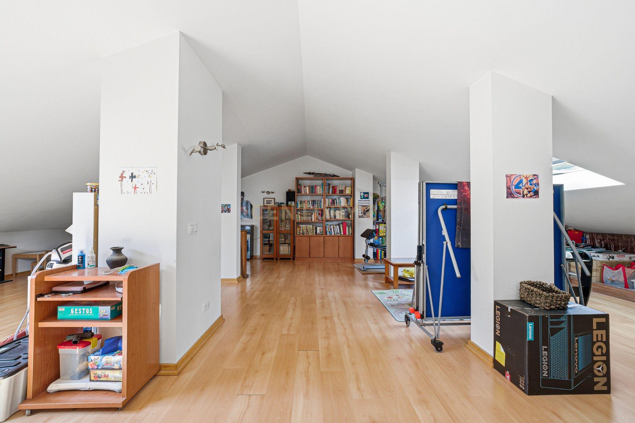Fotografia 5 de Apartamento T3 Duplex Samouco | Box para 2 Viaturas | Elevador