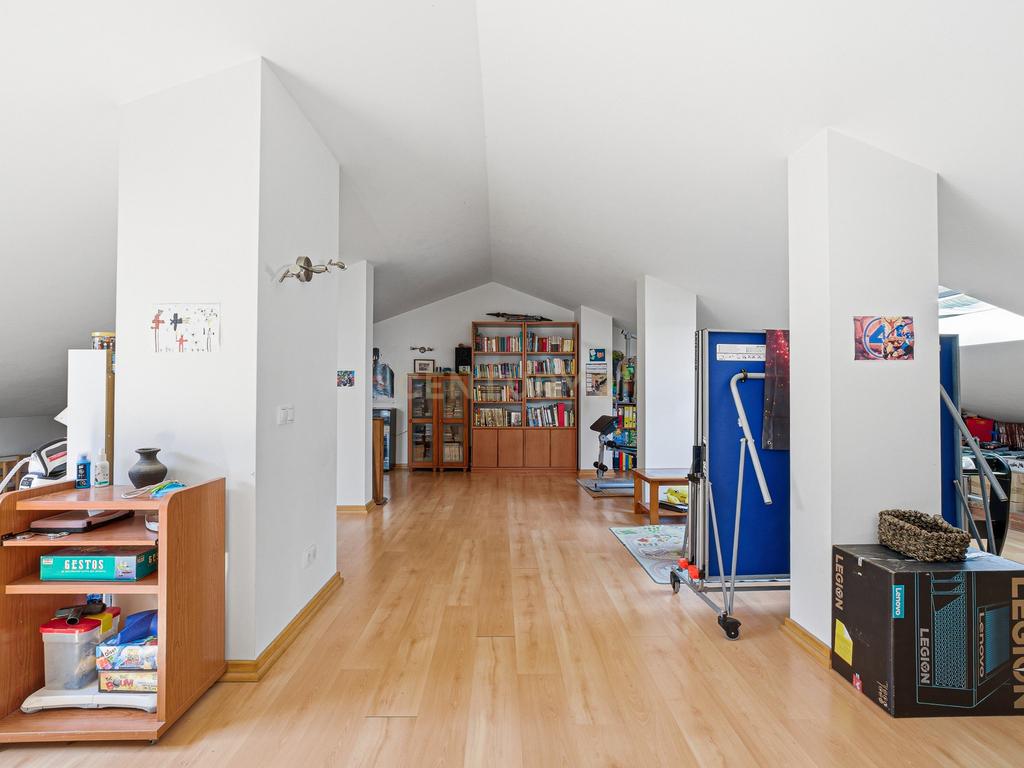 Apartamento T3 Duplex Samouco | Box para 2 Viaturas | Elevador - Image 5