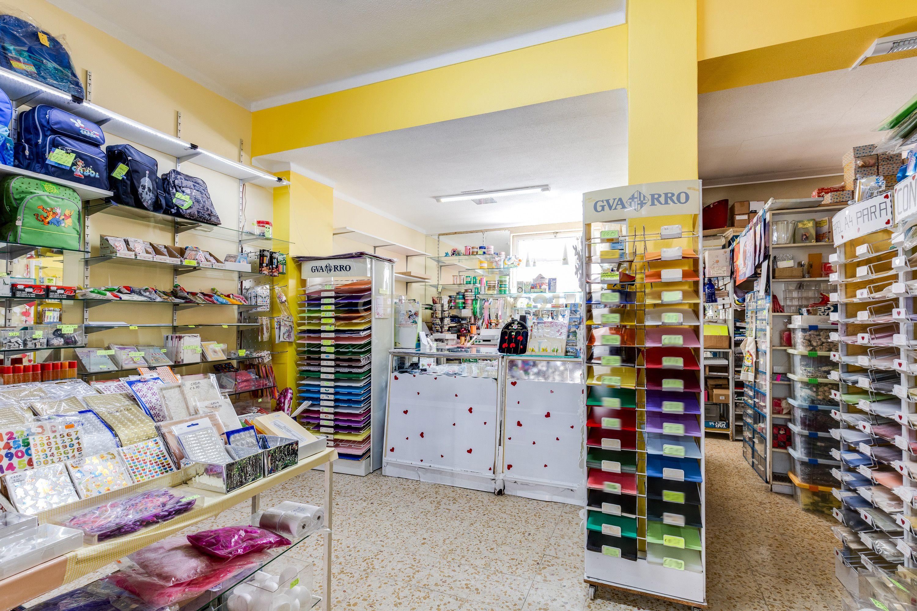 Fotografia 9 de Papelaria para Trespasse no Centro de Pombal – Excelente Localização Comercial
