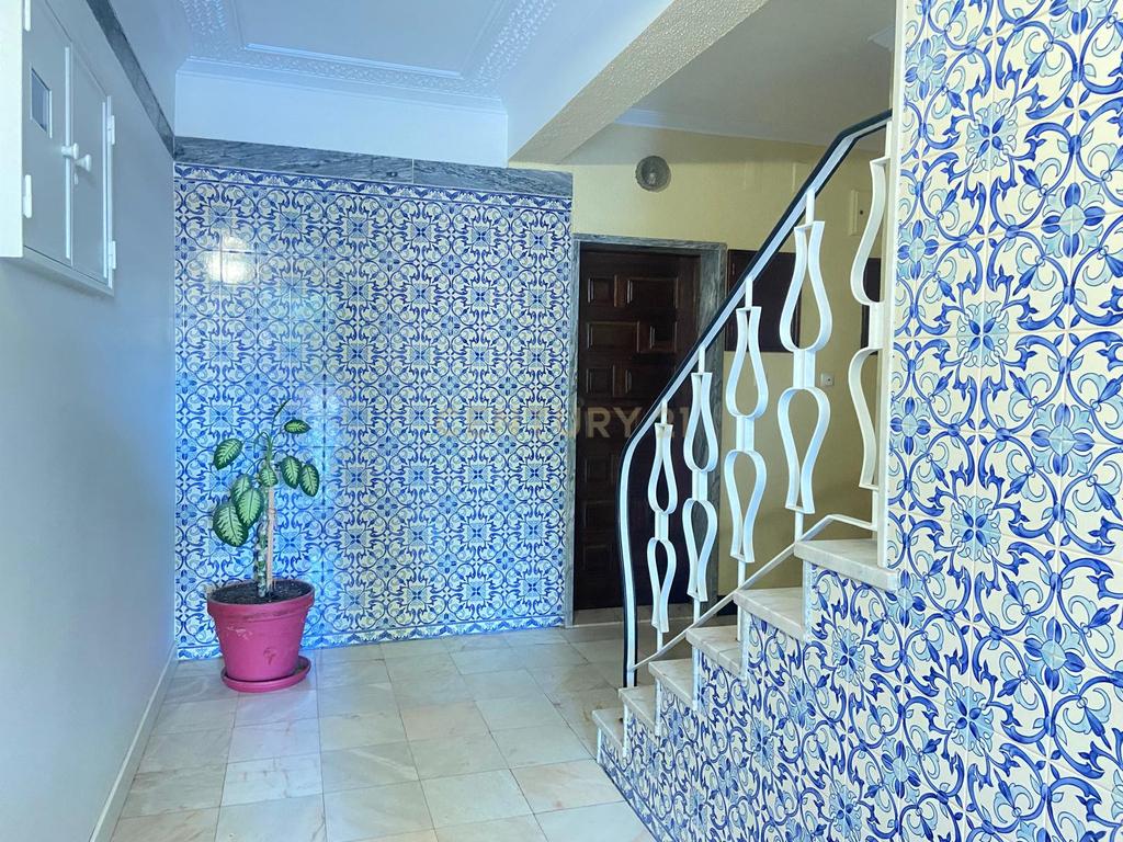 Apartamento T0 (88 m²) com terraço – Próximo de Cascais - Image 35