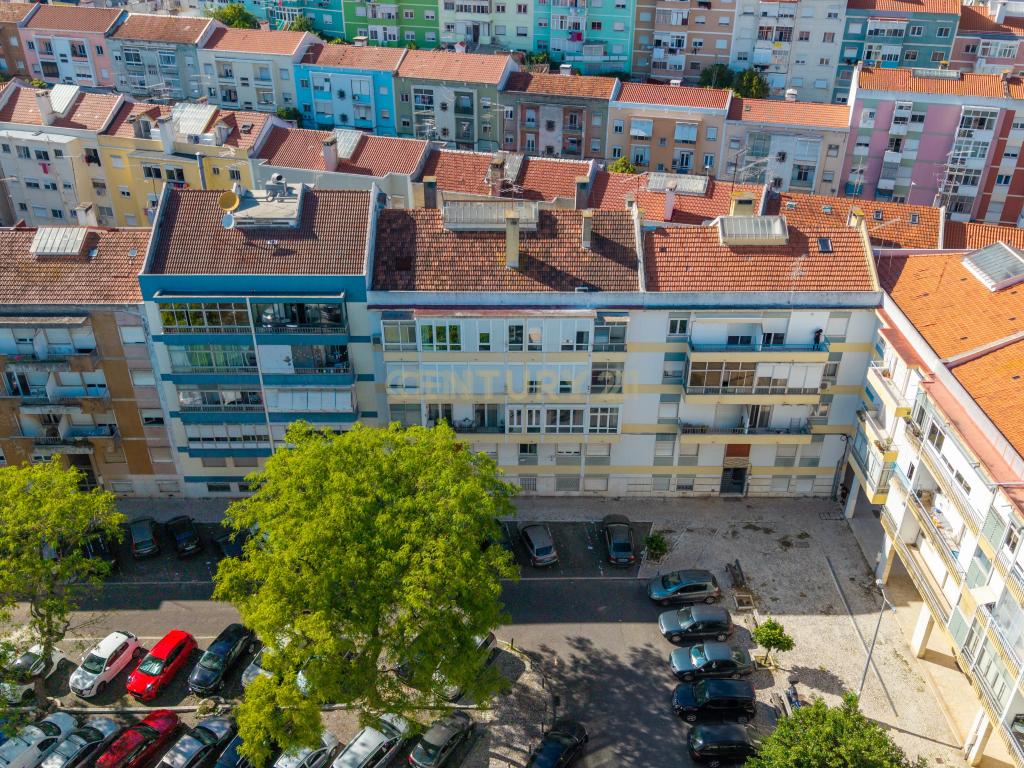 Apartamento T2 em Odivelas, perto de Metro e serviços, Lisboa - Image 30