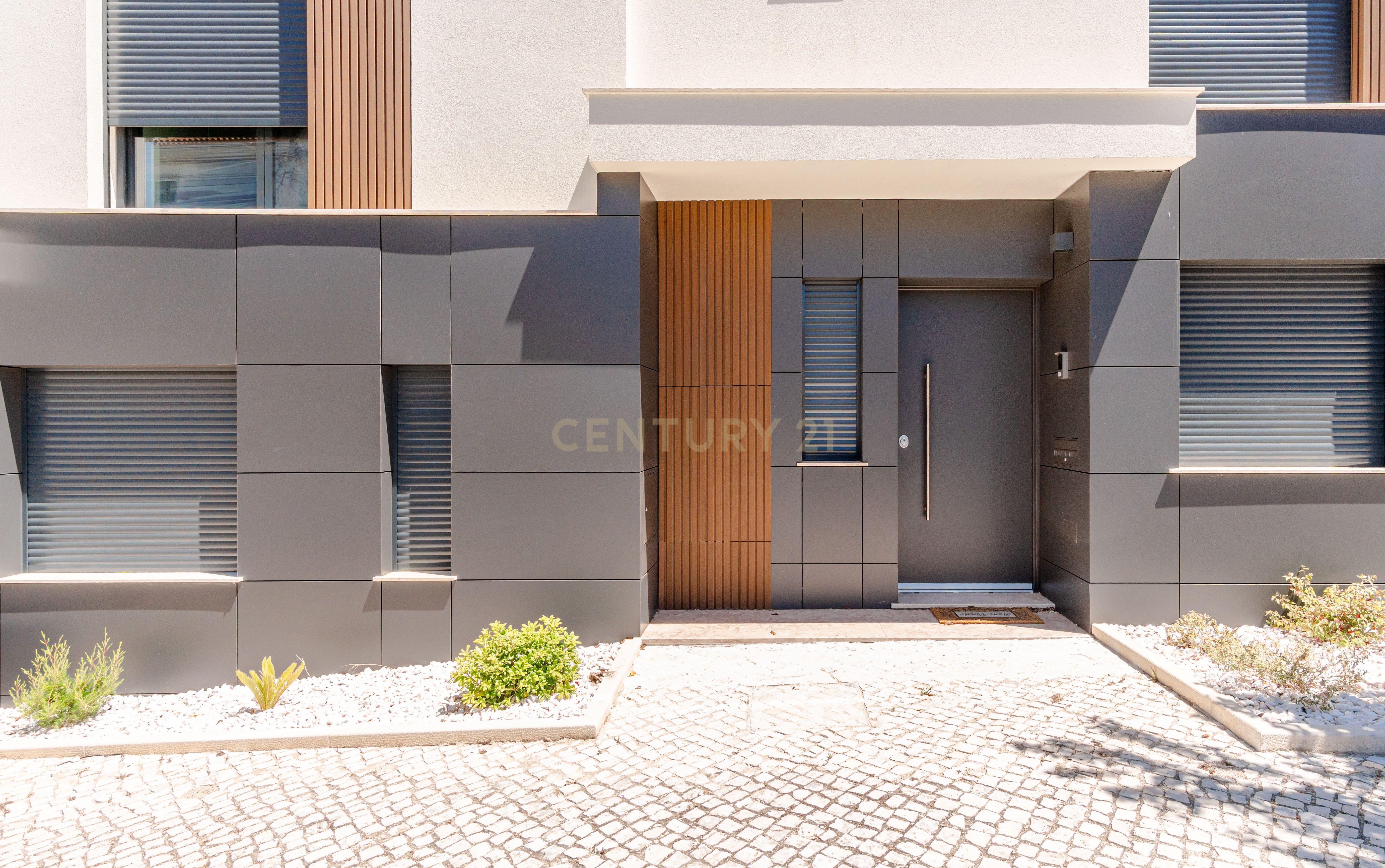 Fotografia 4 de Moradia Nova T3+1 com Terraço, Garagem e Classe Energ. A+ | Centro de Loures