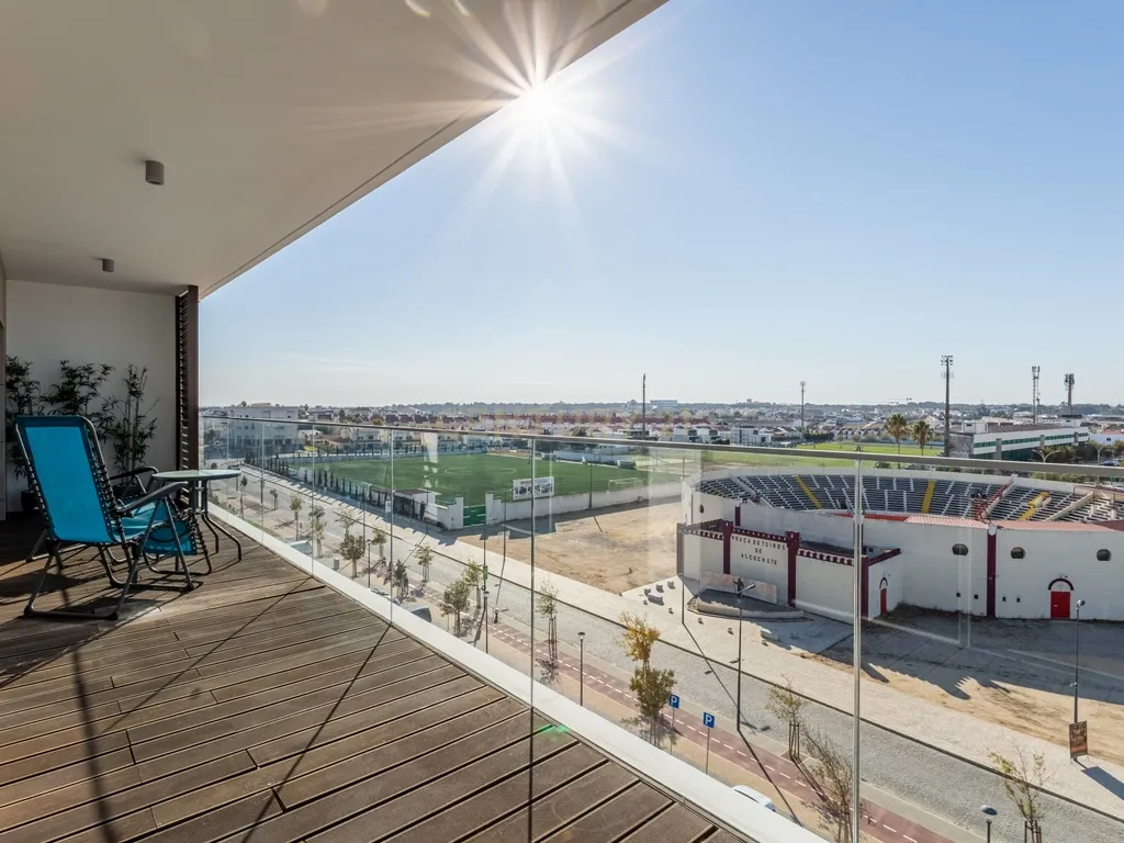 Penthouse T3 Duplex com Vista Rio Panorâmica em Alcochete - Image 17