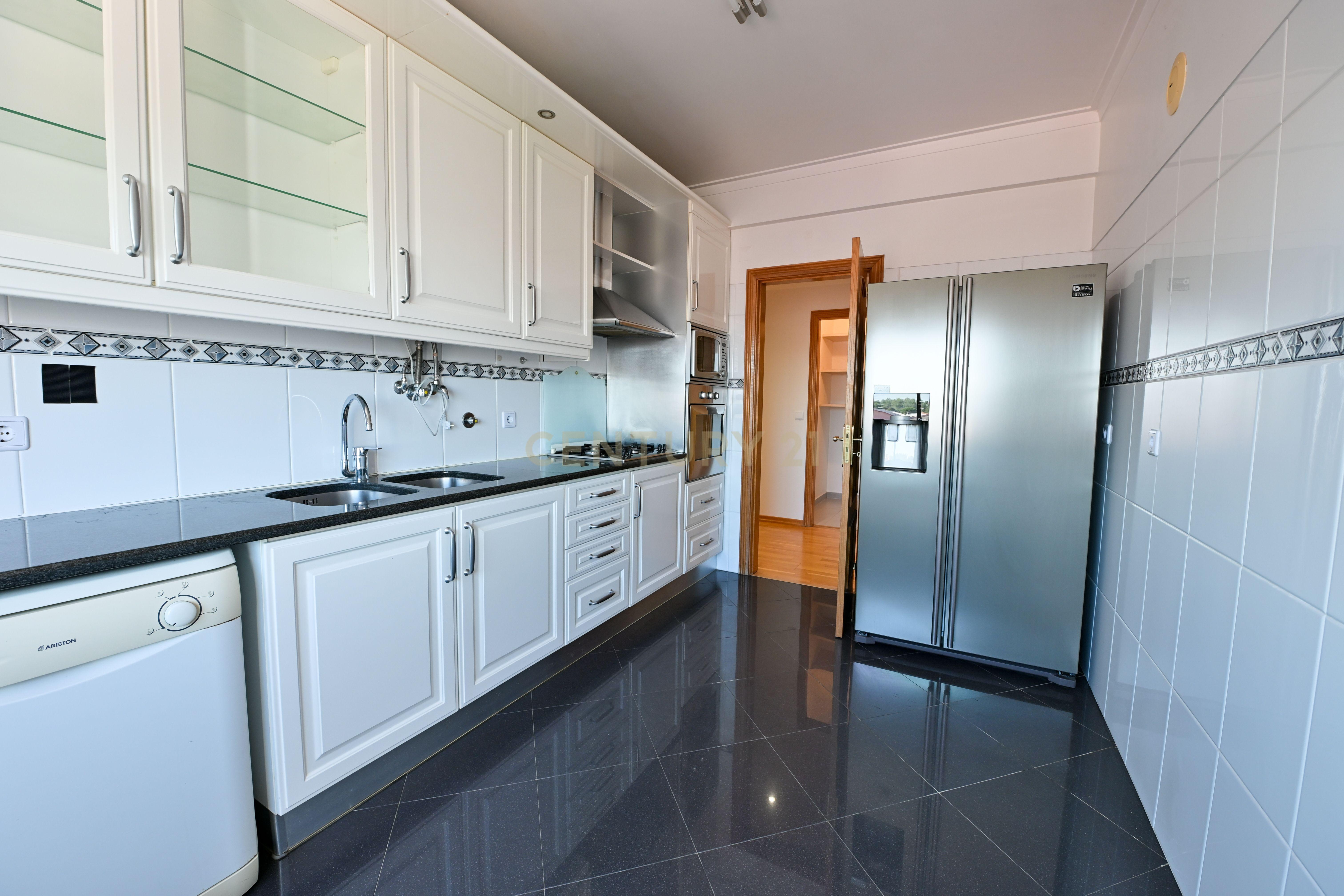Apartamento T2 à venda em Carnide, Lisboa — foto 4
