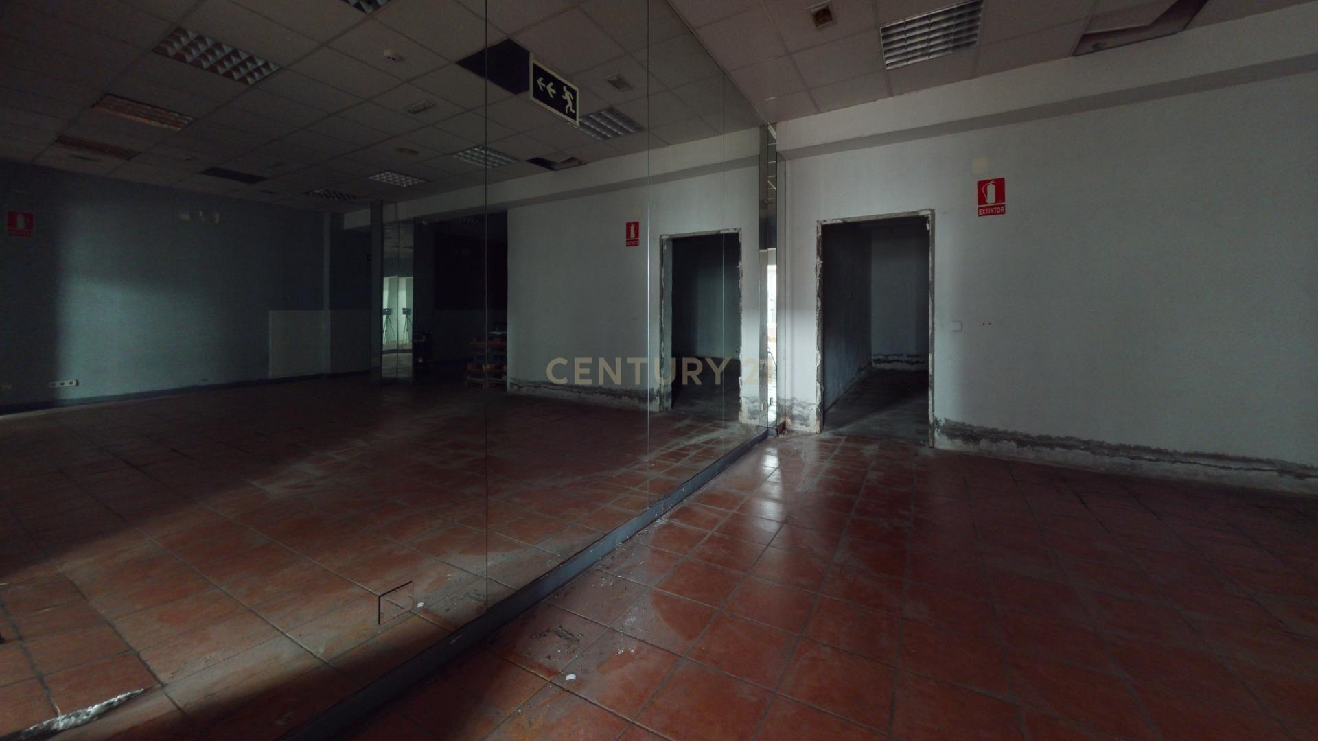 undefined - Image 33