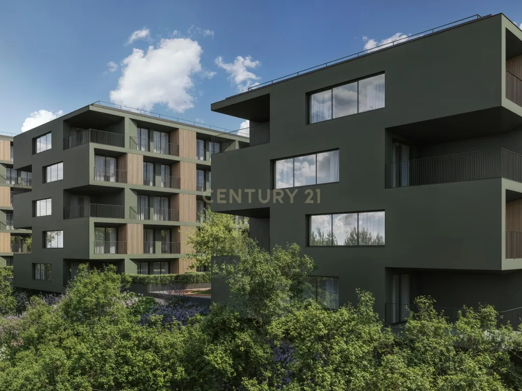 APARTAMENTO T0 NOVO | CELAS - Image 11