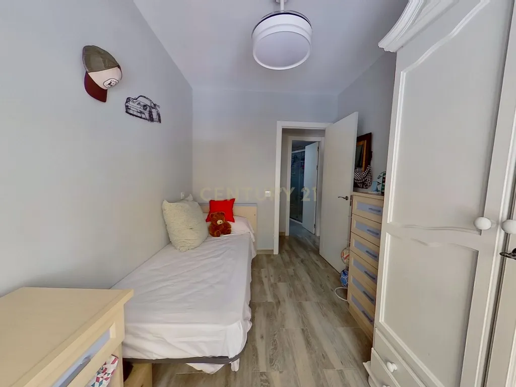 Apartamento renovado com 3 quartos a 10 minutos a pé do centro histórico - Image 23