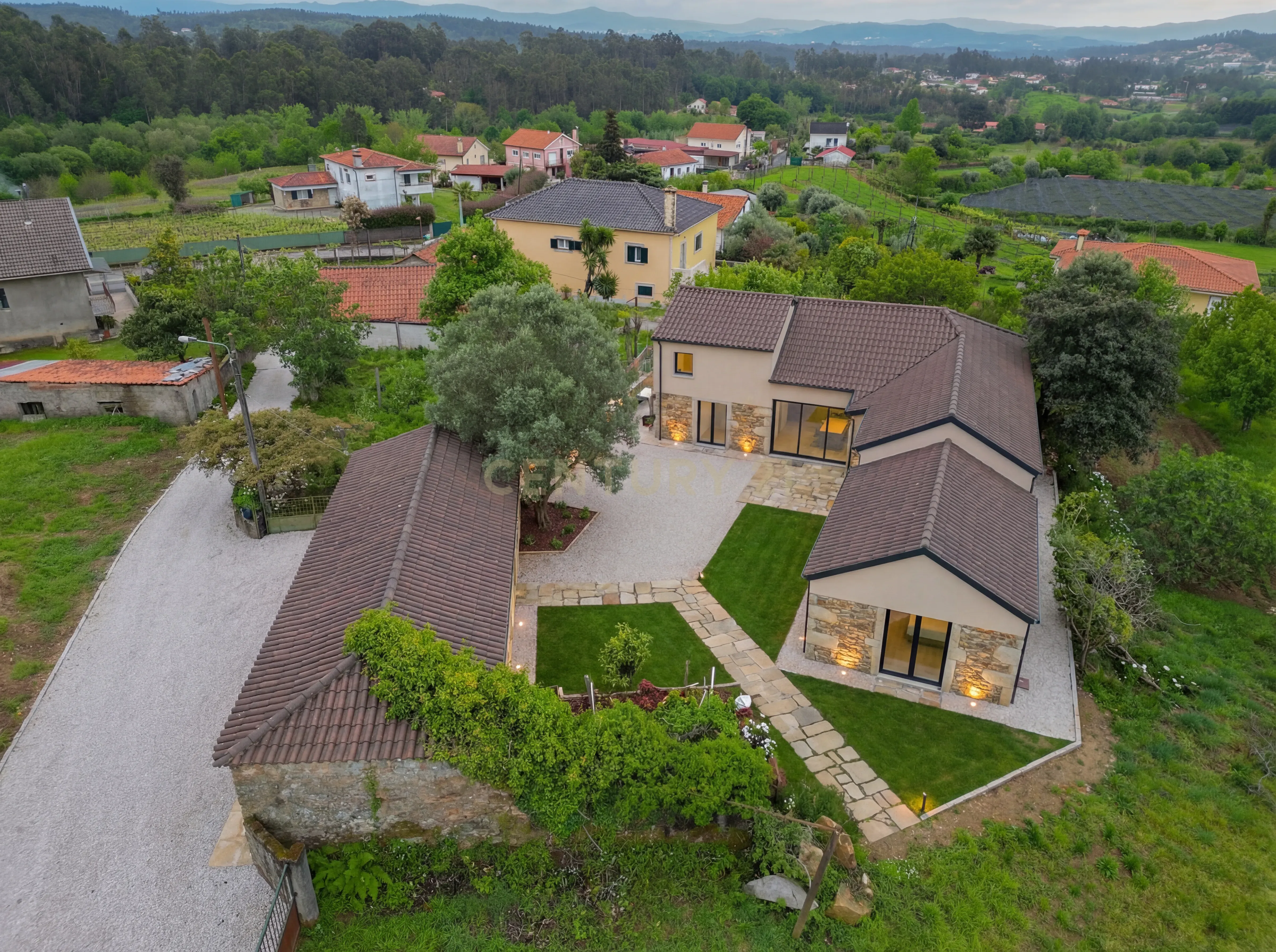 Fotografia 7 de Casa para Recuperação em Escariz S. Martinho, Vila Verde