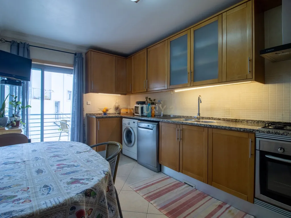 Apartamento T2 em Alfeizerão | Excelentes Áreas - Image 17