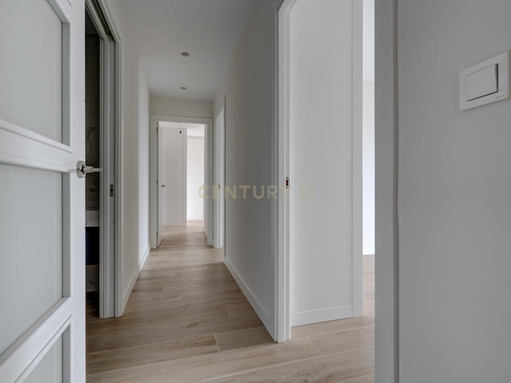 - Image 11