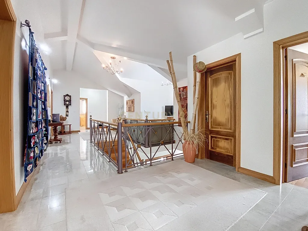 Moradia de Assinatura no Concelho do Nordeste – Exclusividade, Luz e Vistas - Image 31