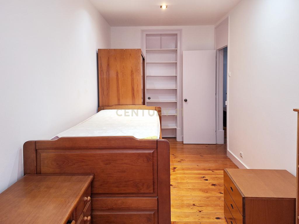 Apartamento T3 para Arrendamento em Campolide - Image 12