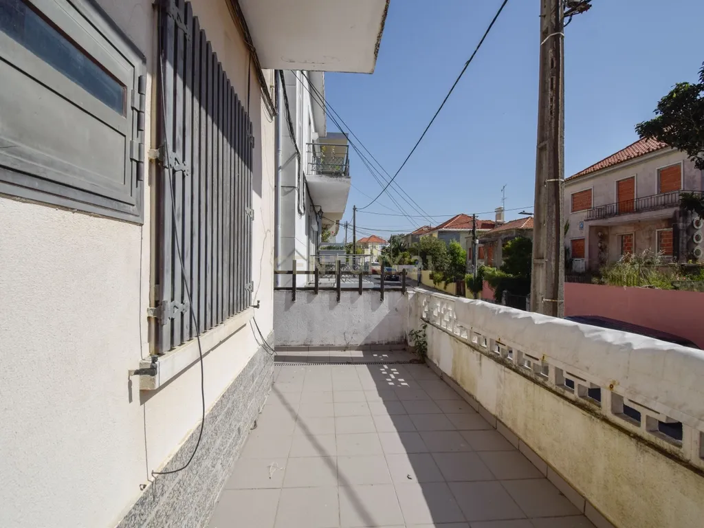 Fantástica Moradia em Carnide - Image 31
