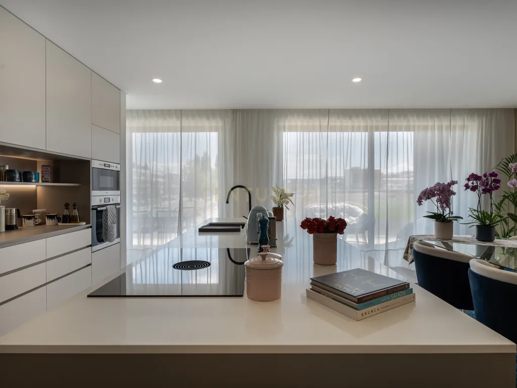 Luxuoso Apartamento Novo com Vista Parque em Lousada - Image 18