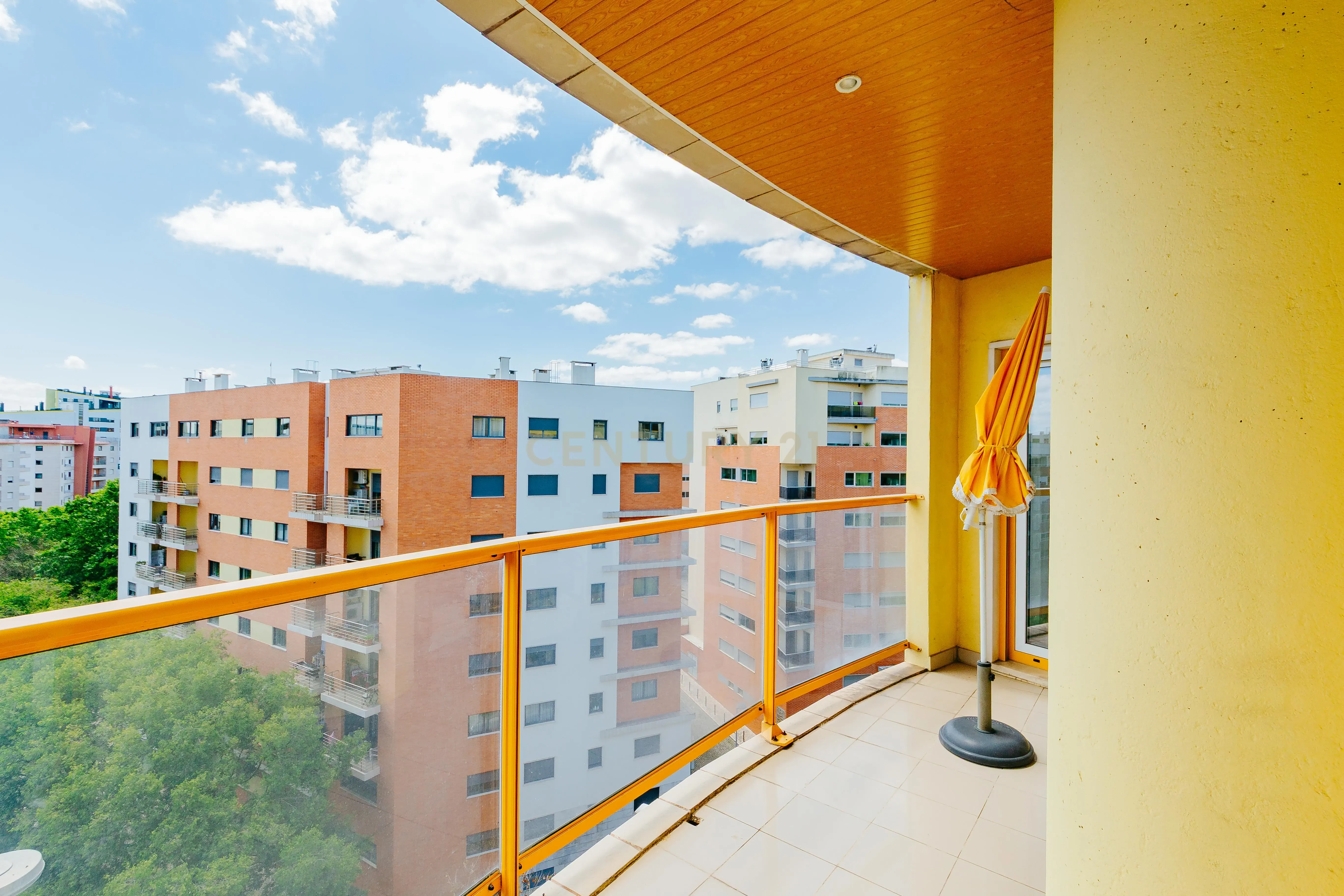 Apartamento T3 totalmente remodelado com Vista Panorâmica no Parque das Nações - Image 24