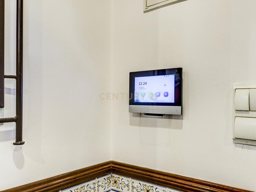 UMA CASA DE SONHO - T4 em Queluz - Image 23