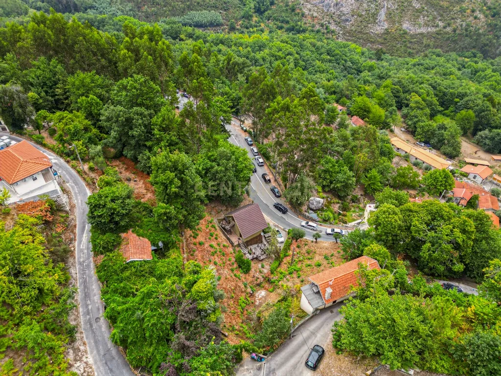 Investimento Raro no Gerês – Propriedade com 3 Apartamentos Independentes e Vista Deslumbrante para a Albufeira da Caniçada - Image 19