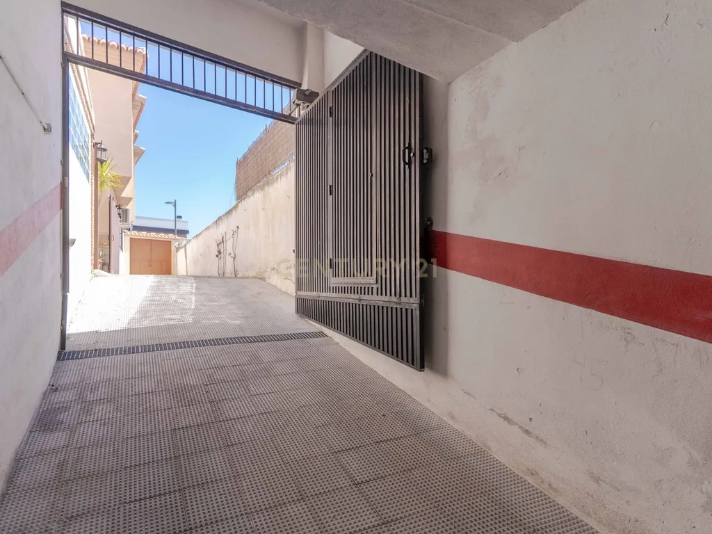 Apartamento T4 com Vista Panorâmica em Pulianas, Granada - Image 41