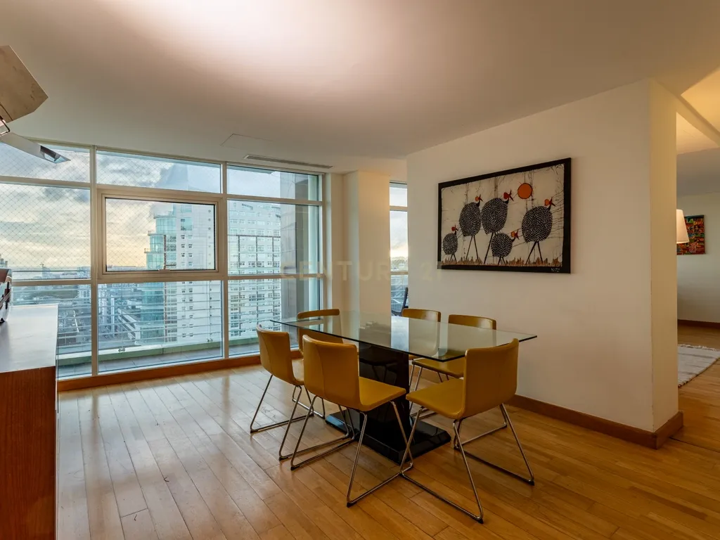 T3 Duplex na Torre de São Rafael com Vista Deslumbrante sobre o Tejo no Parque das Nações - Image 7