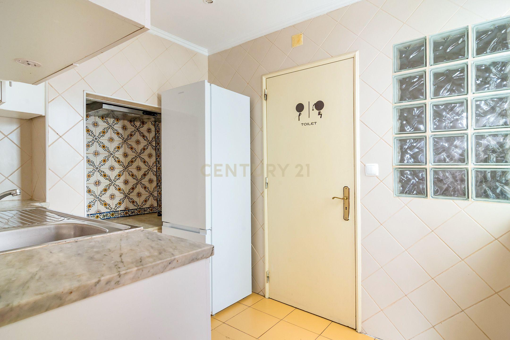 Apartamento T2 à venda em Santa Maria Maior, Lisboa — foto 14