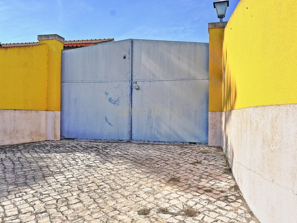 Oportunidade de Investimento, moradia com 6.500 m² de Terreno - Image 40