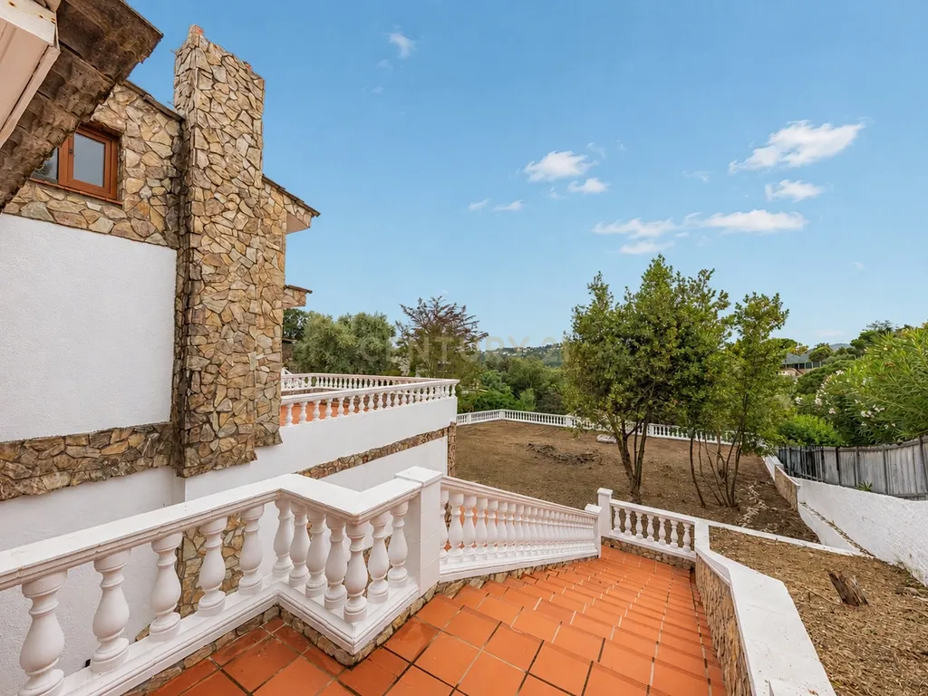 Casa ou vivenda independente na Calle Camamilla, Aiguaviva Parc, Vidreres, Girona, Costa Brava. - Image 34