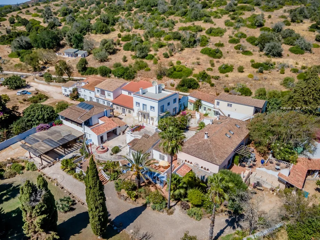 Quinta com 38960 m2 em Odiáxere - Image 22