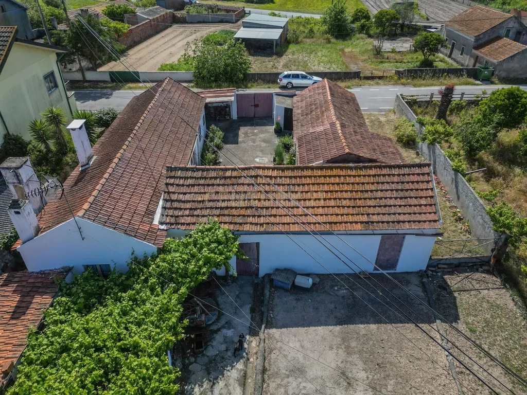 Moradia antiga em Castanheiro, Bom Sucesso, Figueira da Foz - Image 13