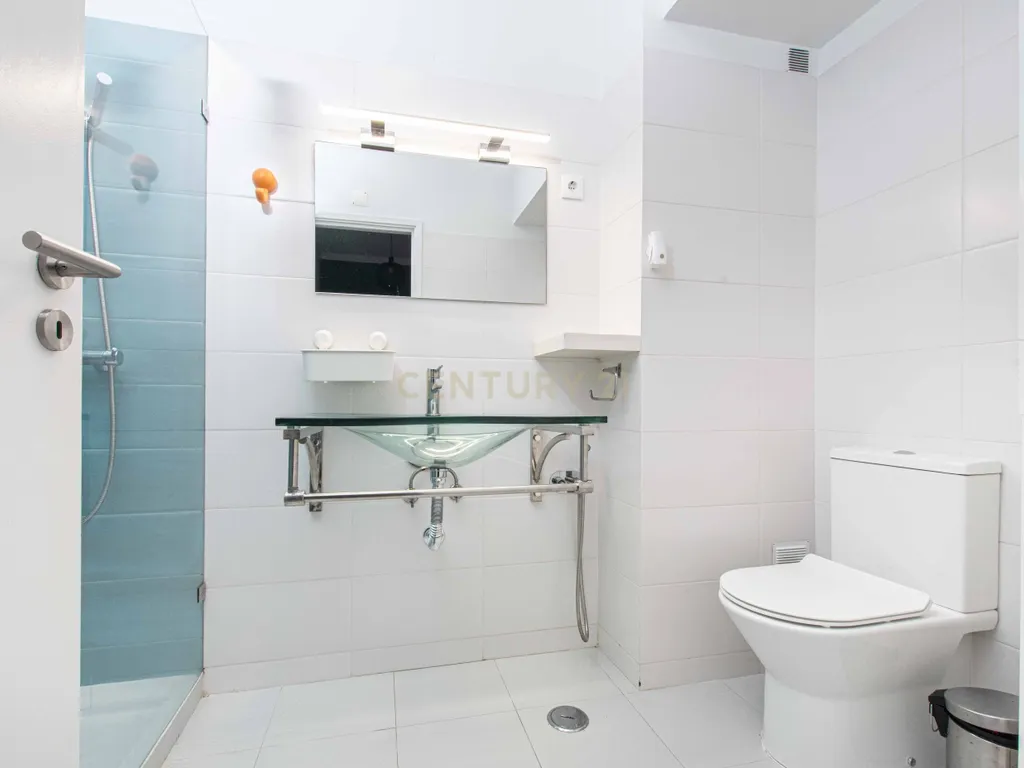 T2 em Alfragide | 102 m² | Arrecadação - Image 17