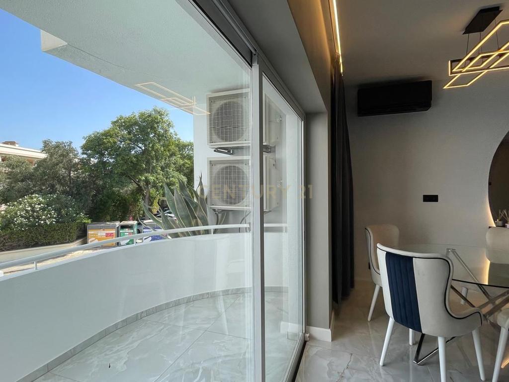 T2+1 em Vilamoura | Totalmente Renovado (2025) | Luxo e Piscina a Minutos da Marina - Image 11