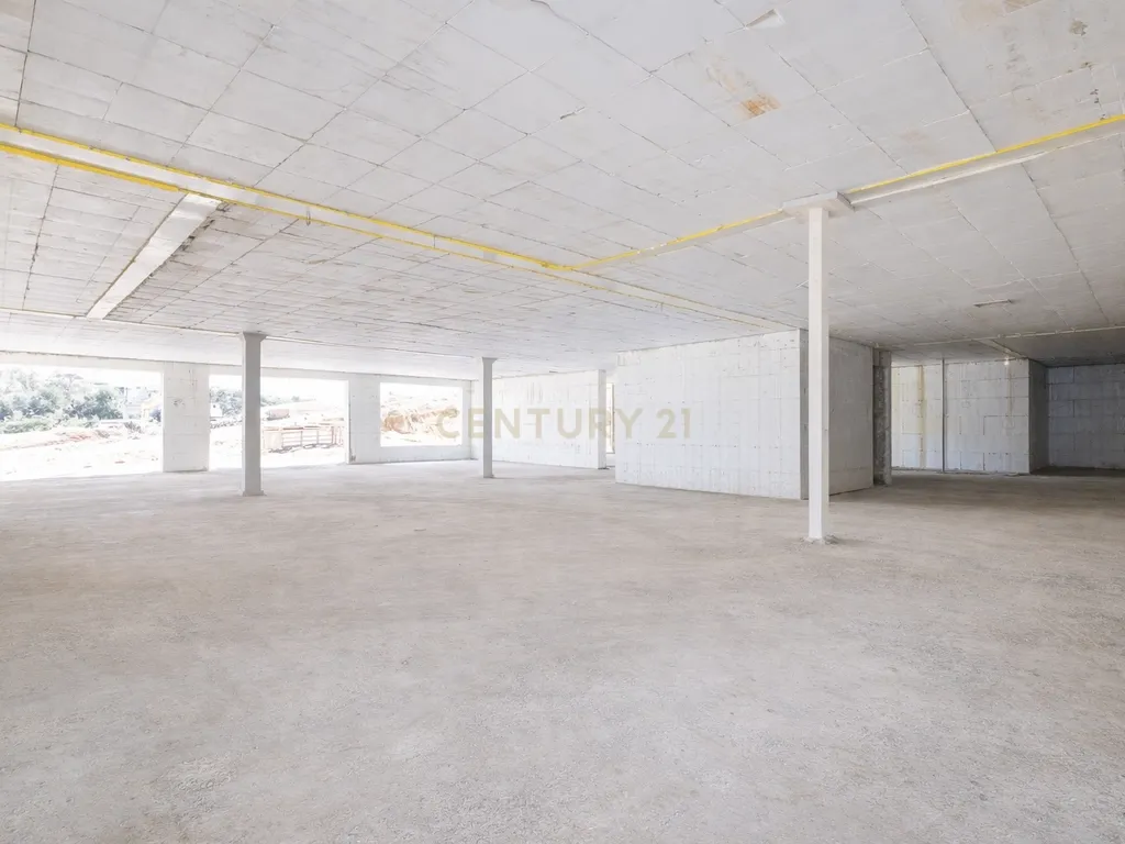 T1 Único em Leiria: Construção ICF em Condomínio Fechado com Piscina - Image 7