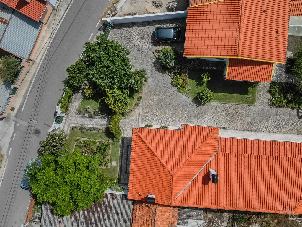 Moradia térrea T3+T0 com piscina, garagem e terreno com 2.257 m², no Ervedal, em Quiaios - Image 72